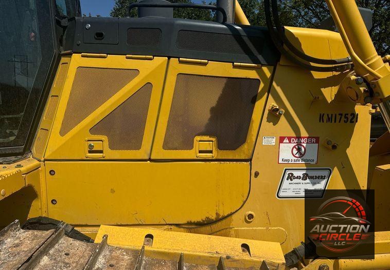 2017 Komatsu D65EX-18 dozer