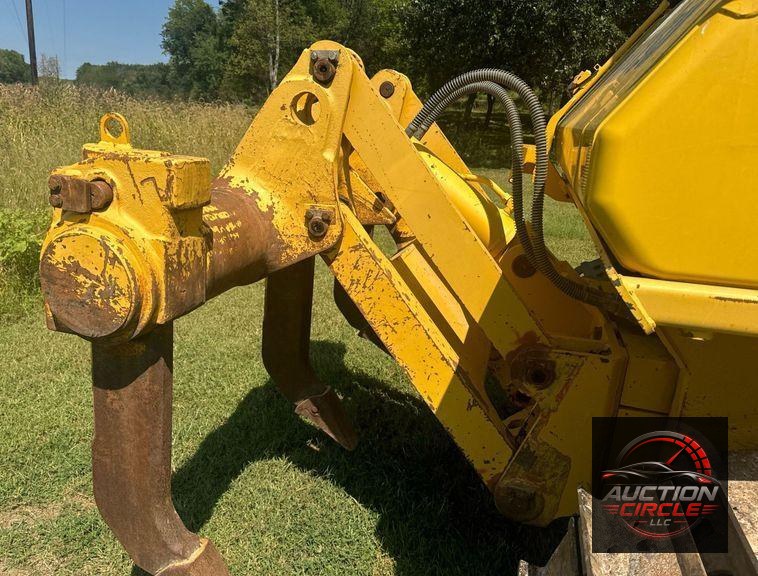 2017 Komatsu D65EX-18 dozer