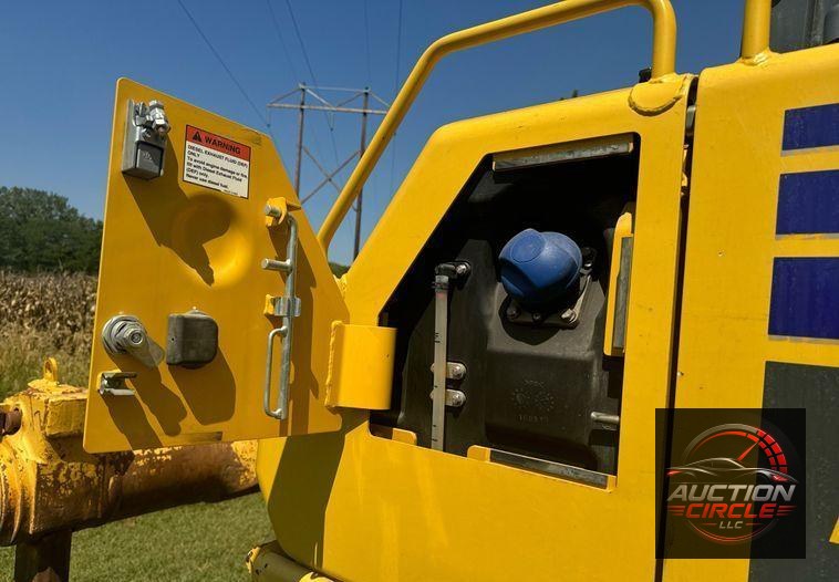 2017 Komatsu D65EX-18 dozer