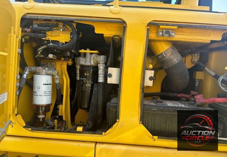 2017 Komatsu D65EX-18 dozer