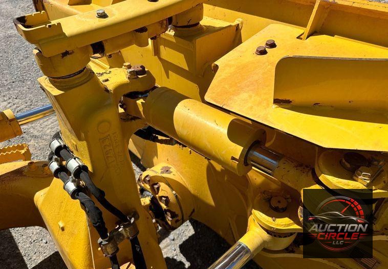 2022 Komatsu  D51EX-24 dozer