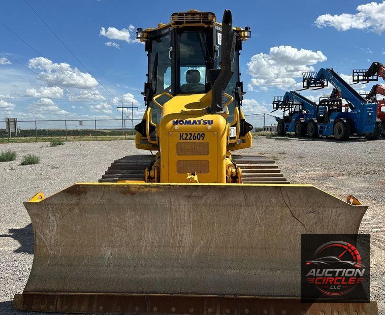 2022 Komatsu  D51EX-24 dozer