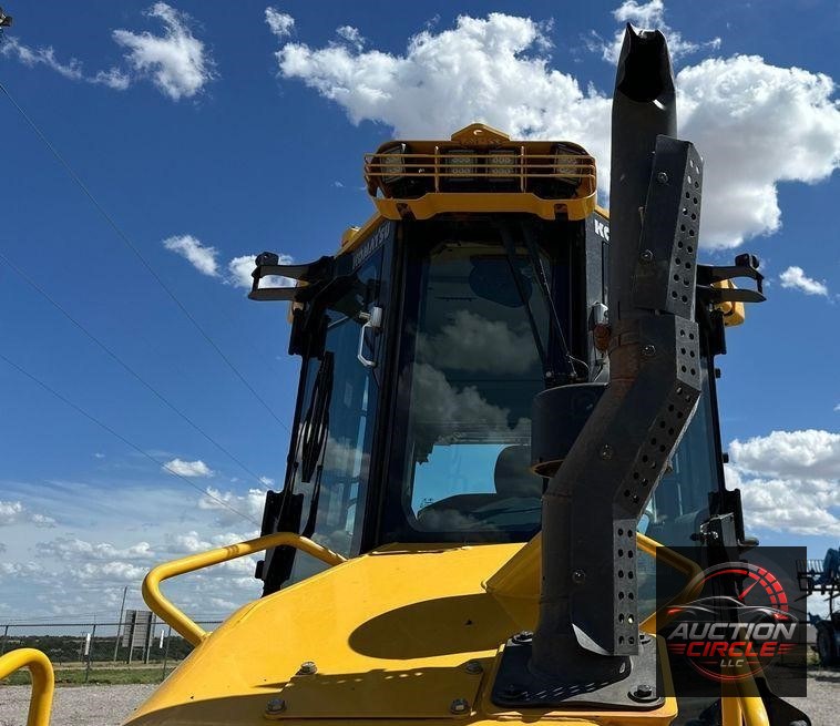 2022 Komatsu  D51EX-24 dozer