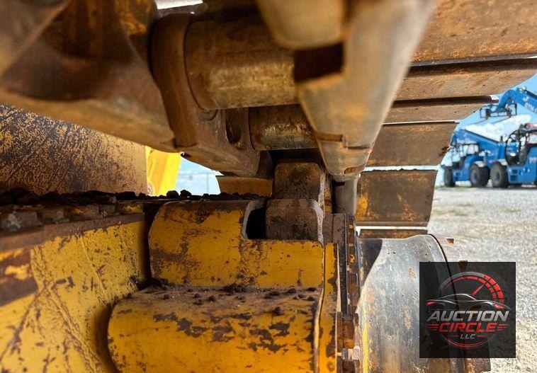 2022 Komatsu  D51EX-24 dozer