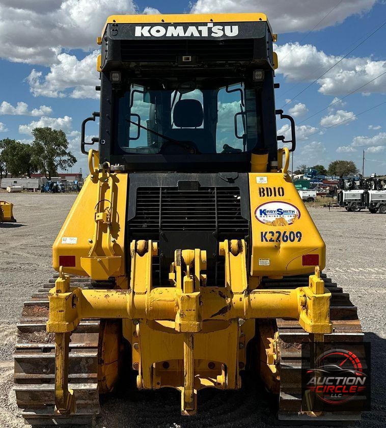 2022 Komatsu  D51EX-24 dozer