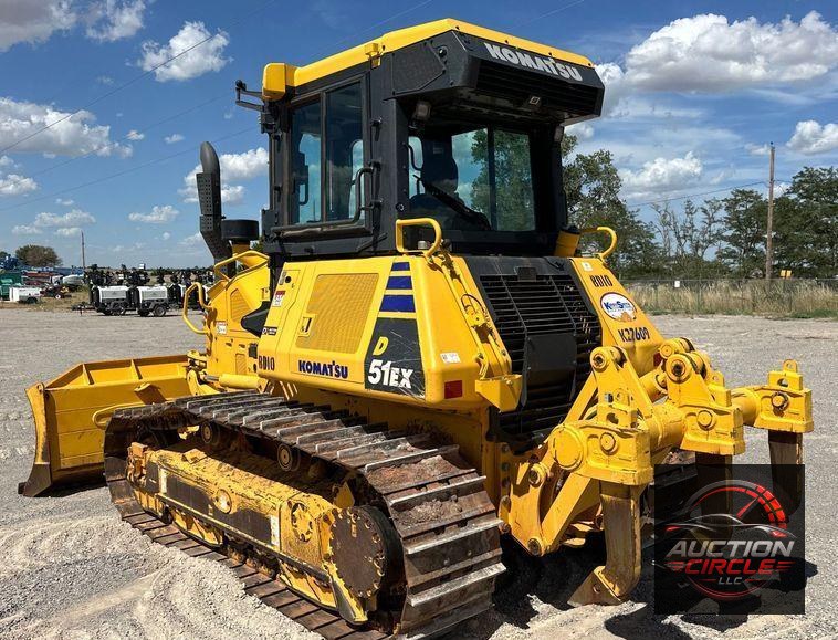 2022 Komatsu  D51EX-24 dozer