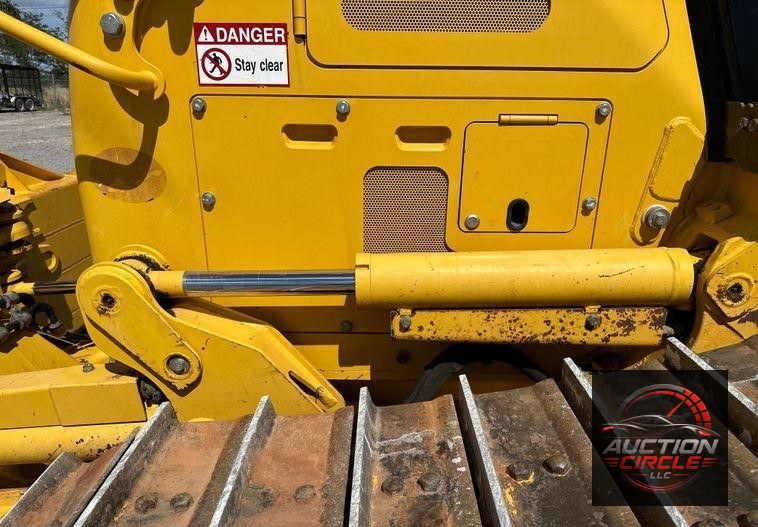 2022 Komatsu  D51EX-24 dozer
