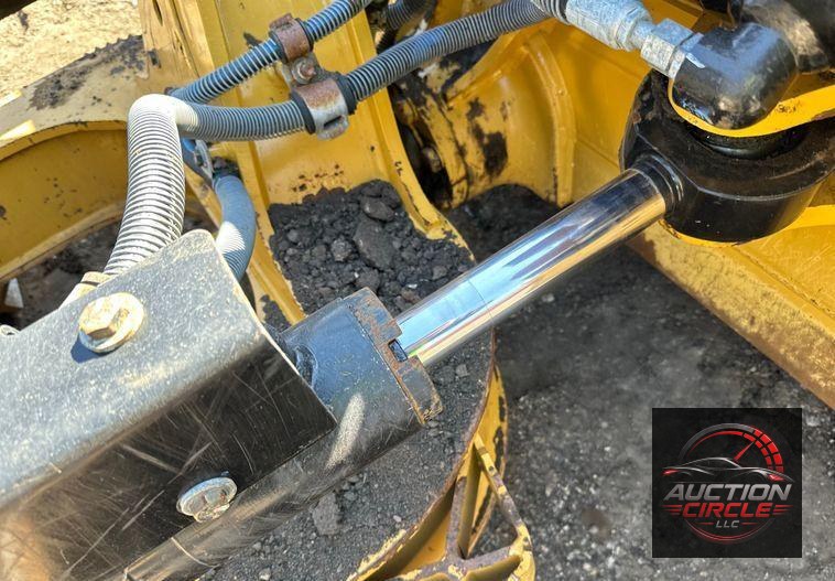 2016 Caterpillar D6K2 LGP dozer