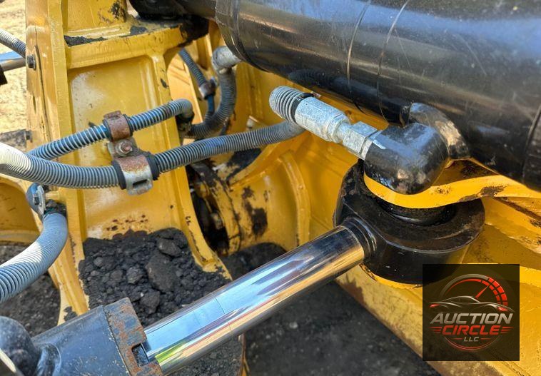 2016 Caterpillar D6K2 LGP dozer