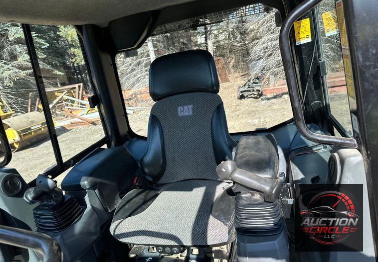 2016 Caterpillar D6K2 LGP dozer