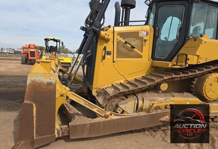 2020 Caterpillar D6 dozer