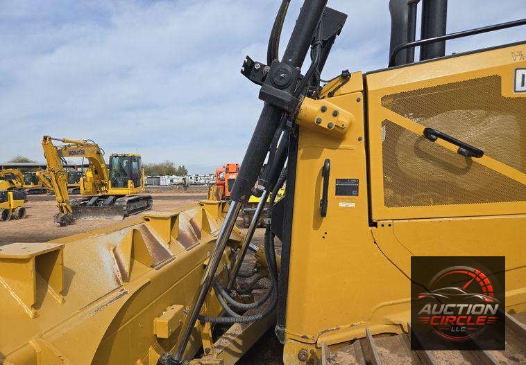 2020 Caterpillar D6 dozer