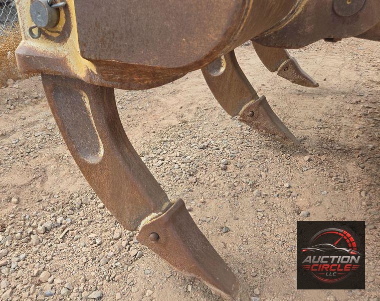 2020 Caterpillar D6 dozer