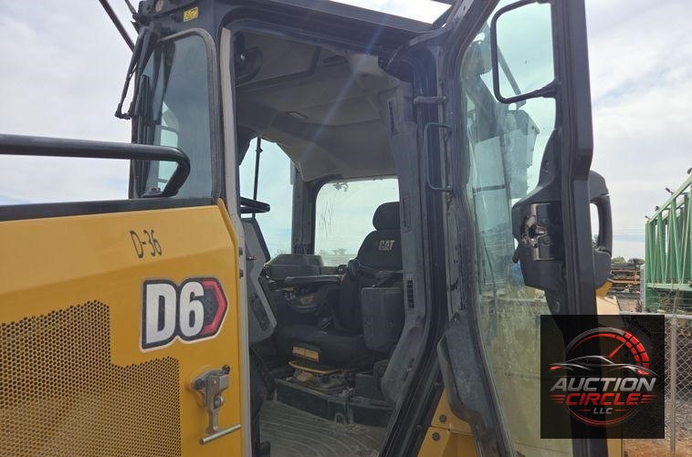 2020 Caterpillar D6 dozer