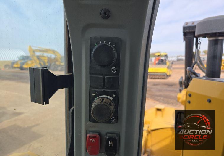 2020 Caterpillar D6 dozer