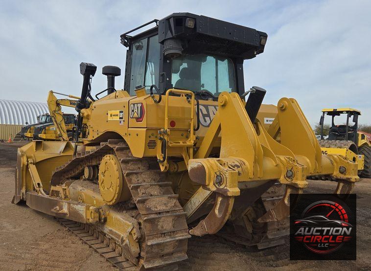 2020 Caterpillar D6 dozer
