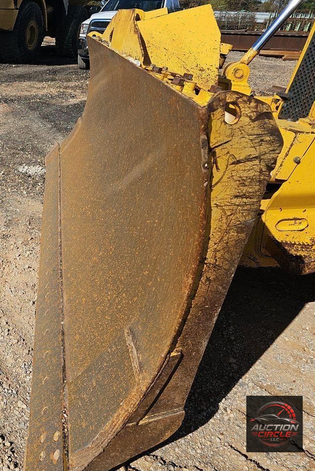 2018 Komatsu  D65PXI-18 dozer