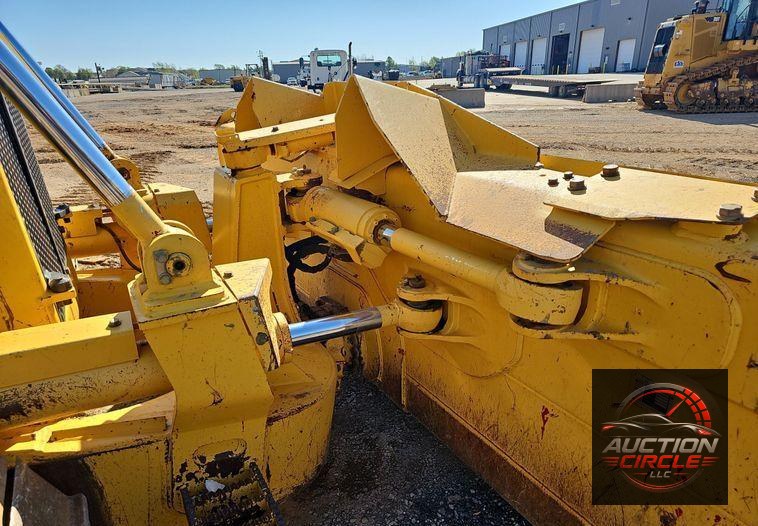 2018 Komatsu  D65PXI-18 dozer