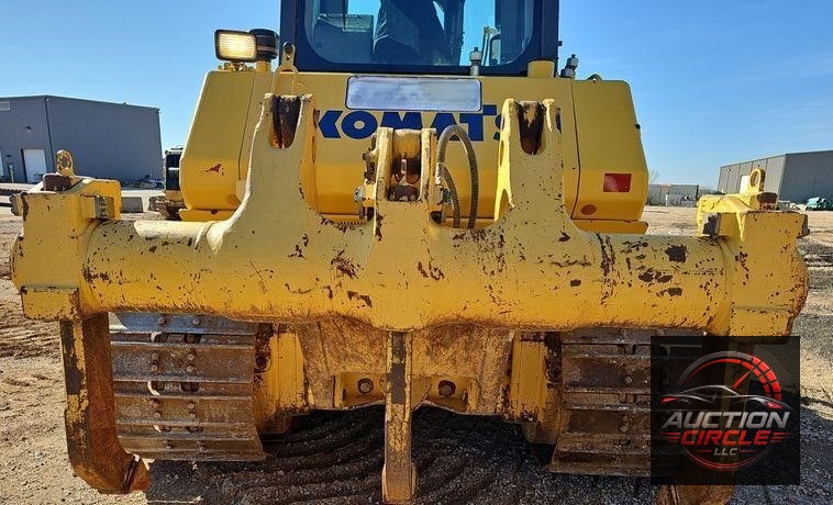 2018 Komatsu  D65PXI-18 dozer