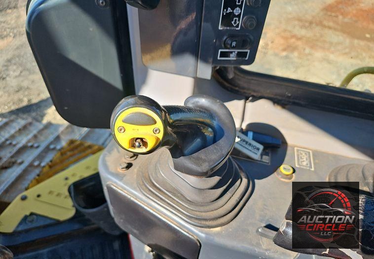 2018 Komatsu  D65PXI-18 dozer