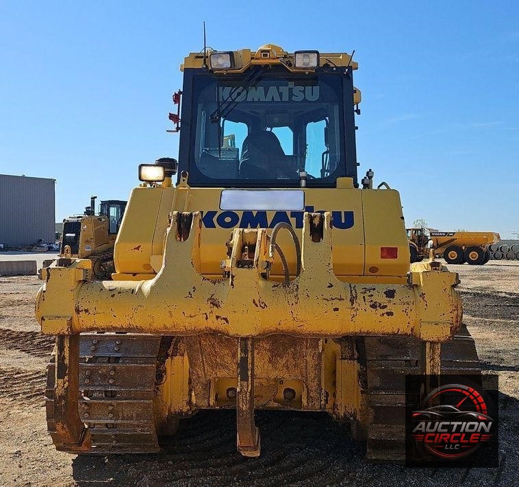 2018 Komatsu  D65PXI-18 dozer