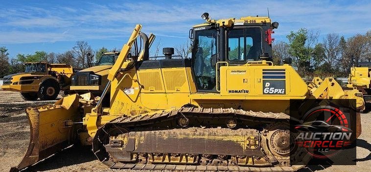 2018 Komatsu  D65PXI-18 dozer