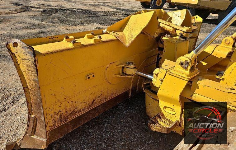2018 Komatsu  D65PXI-18 dozer