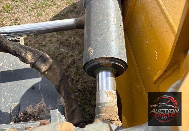 2019 John Deere 650K LGP dozer