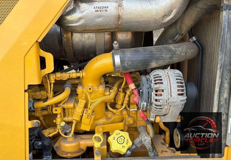2019 John Deere 650K LGP dozer