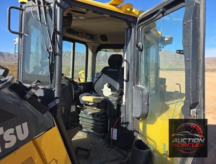 2020 Komatsu D155AXI-8 dozer