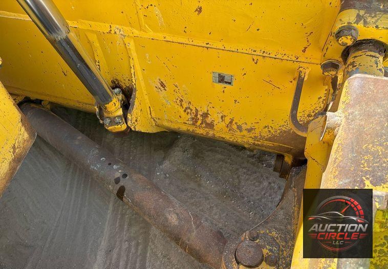 2015 Komatsu D155AX-8 dozer