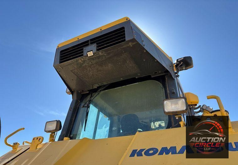 2015 Komatsu D155AX-8 dozer