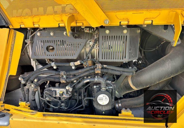 2015 Komatsu D155AX-8 dozer