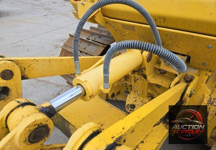 2019 Komatsu D65PXI-18 dozer