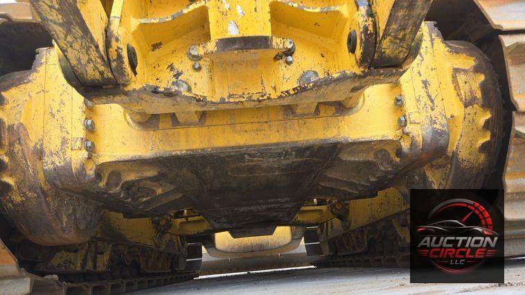 2019 Komatsu D65PXI-18 dozer