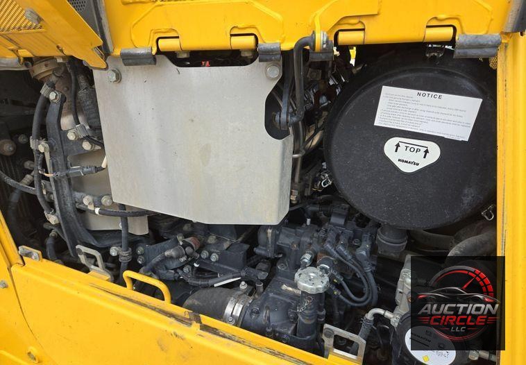 2019 Komatsu D65PXI-18 dozer