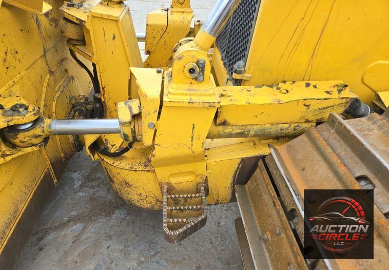 2019 Komatsu D65PXI-18 dozer