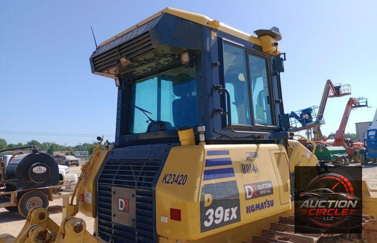 2023 Komatsu D39EX-24 dozer