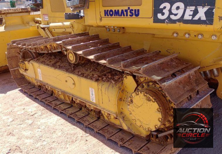 2023 Komatsu D39EX-24 dozer