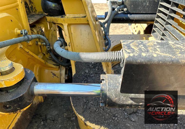 2016 Caterpillar D6K2 LGP dozer