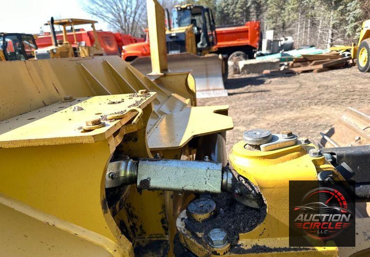 2016 Caterpillar D6K2 LGP dozer