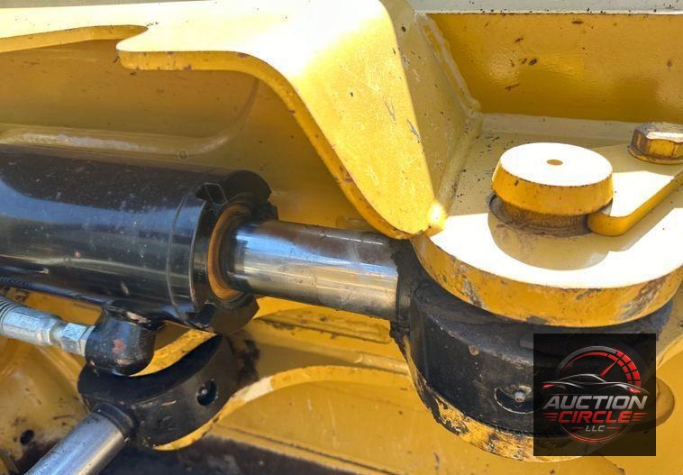 2016 Caterpillar D6K2 LGP dozer