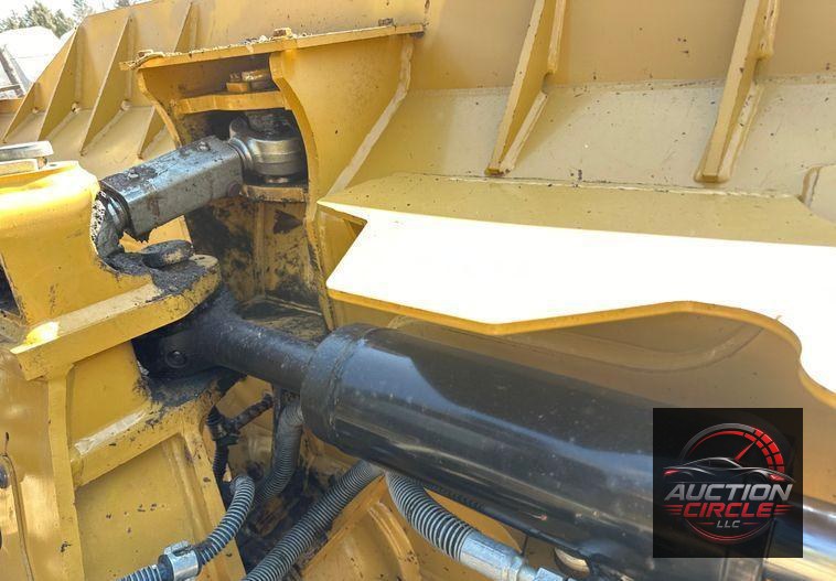 2016 Caterpillar D6K2 LGP dozer
