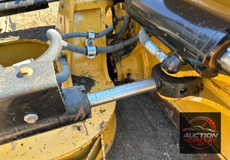 2016 Caterpillar D6K2 LGP dozer