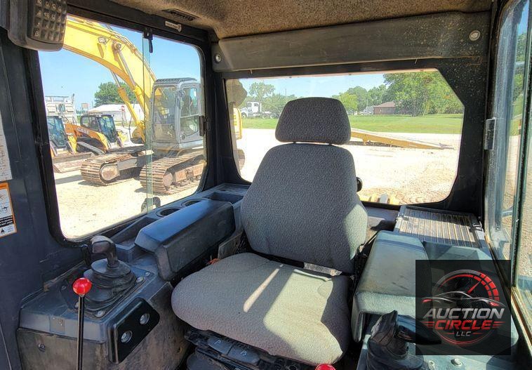 2016 John Deere 550K XLT  dozer