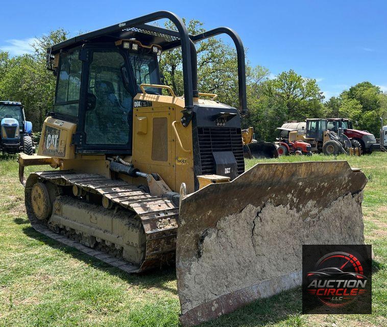2017 Caterpillar D6K2 XL  dozer