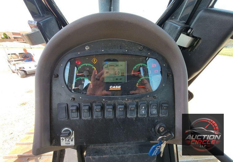 2017 Case 650L LGP  dozer