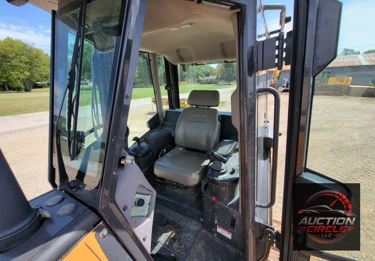 2017 Case 650L LGP  dozer