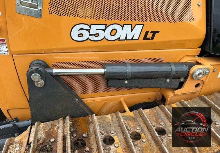 2020 Case 650M LT  dozer