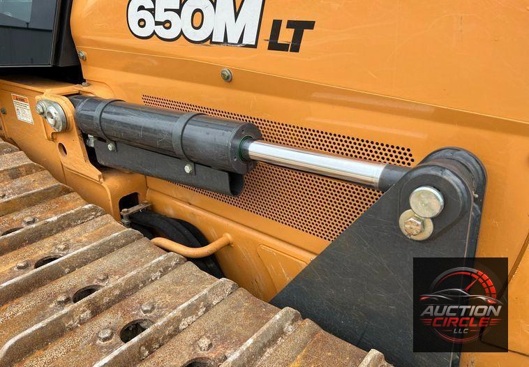 2020 Case 650M LT  dozer